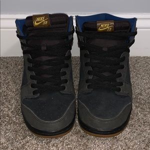 Nike SB Dunks high premium “stars”
